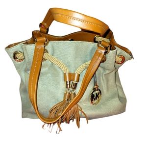 Michael Kors tassle bag brown/tan